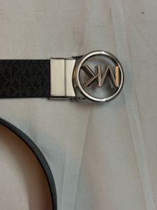 Auth Michael Kors Reversible Logo Belt