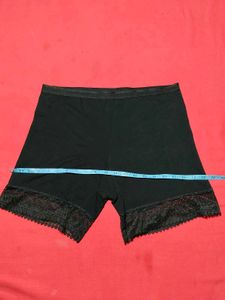 Black Lace Trim High-Waist Shorts