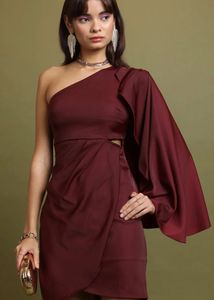 Chic One-Shoulder Ruched Dress