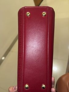 Chic Burgundy Handbag