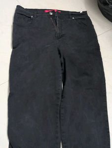 Y2K Gloria Vanderbilt: Stylish Black Denim Jeans