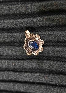 Elegant Blue Stone Nose Pin