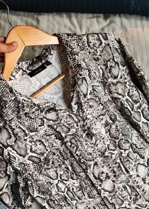 APT9 Women's XL Snakeskin Formal Shirt.