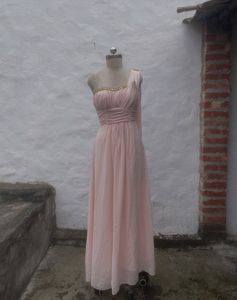 Elegant Pink One-Shoulder Gown
