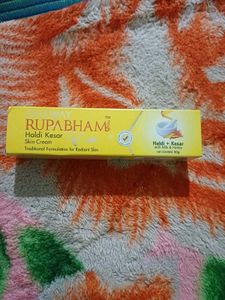 Rose toner-1,scrub-1,navaratna hair oil-1,ship-1,b