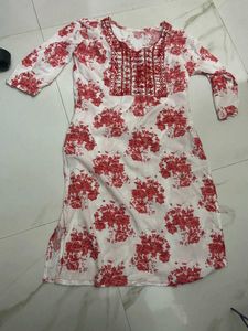White And Red Print New Kurti