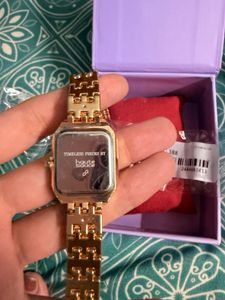 Elegant Gold Square Watch with Rhinestones