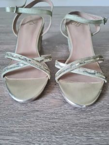 House of Pataudi Sparkly Gold - Mint Green Strappy