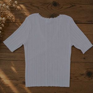 ₊˚🪽⊹White ribbed lace detail top🤍✨️🦢