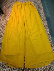 🌸Mustard Naira Suit Set 🌸