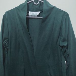 Entease dark green Shrug or cover up