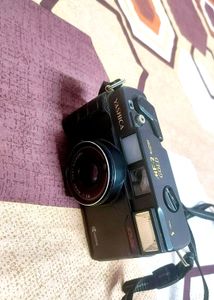 YASHICA Super Gold CAMERA