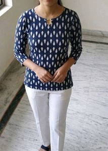 Navy Blue Diamond Print Long Sleeve Top