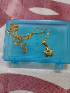 Daisy Pendant Necklaces (Set of 3)