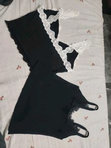 Black Lace Trim Crop Cami Tank Top