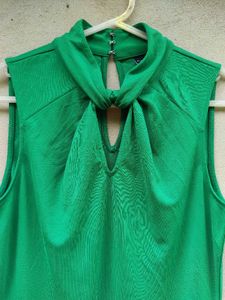 Stylish Green Sleeveless Top
