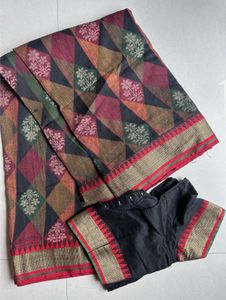 Stylish Geometric Print Saree with Blouse