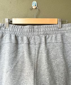 Puma ESS Classic logo Trackpants
