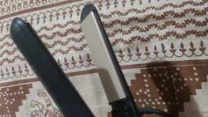 Philips Hair Straightner