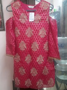 Brand New Cold Shoulder Kurthi