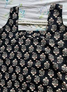 Elegant Red Printed Kurta