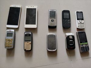 Lot of 10 Mobile Phones