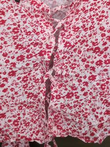 Retro Floral Print Tie-Front Flared sleeve Top