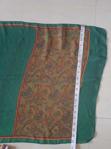 Elegant Green Dupatta with Paisley Border