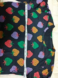 New Strawberry Print Tshirt