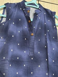 Sleeveless Blue Printed Kurta