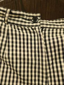 Chic Gingham Cropped Pants