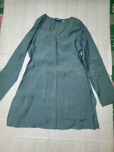 Elegant Teal Kurta with Neck Embellishment