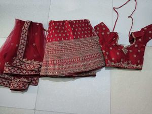 🎉SALE 💥Maroon Embellished Lehenga❤️