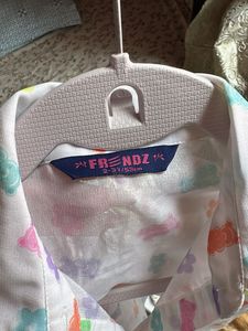 Cute Gummy Bear &amp; Flower Print Top