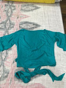 Wrap Around Shrug / Top