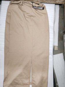 Tokyo Talkies Women's Beige Striped Vest