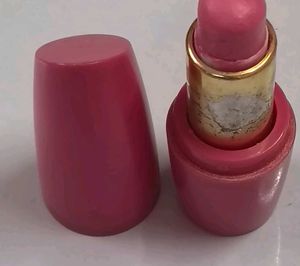 Huda Beauty Lipstick Bundle 3 pieces
