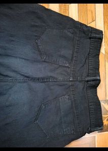 Classic Black Wide-Leg Denim Jeans