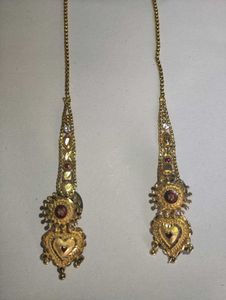 Gold-tone Ear Chain with Heart Detail
