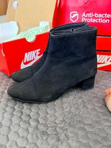 👢Chic Black Ankle Boots👢