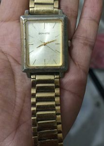 Used Sonata Women's Classic Gold Watch
