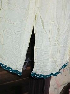 Green Bandhani Kurta with Cream Palazzo
