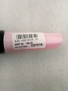 Simply pretty waterproof Eyeliner