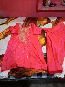 Beautiful stylish party wear coral Kurti salwar Se