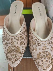 KASHISH Embroidered Mules