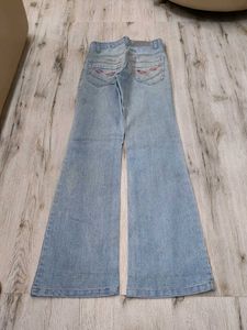 Ma6191 Sabrin bootcut jeans waist 26 inches