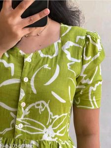 Chic Green Floral Maxi Dress