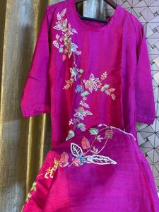 Embroidered Magenta Kurta set