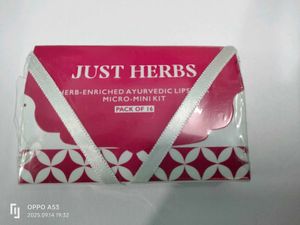 Just Herbs Lipstick Kit