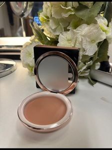 Laura Mercier Translucent tinted blur balm